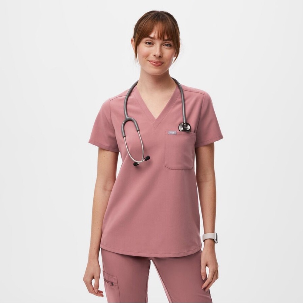 FIGS scrub set in Mauve, small top S/T pants